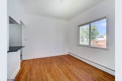 19 Jonquil Cir, Woodbridge Township, NJ 08863 - Photo 5