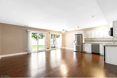 2219 North Ave, Unit 14, Scotch Plains Township, NJ 07076 - Photo 3