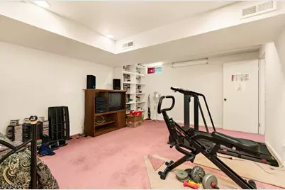 12 Manchur Ct, Raritan Township, NJ 08822 - Photo 35
