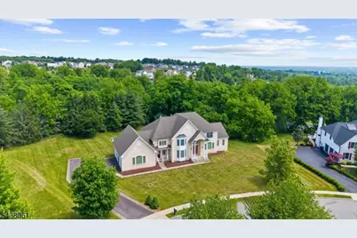 12 Manchur Ct, Raritan Township, NJ 08822 - Photo 11