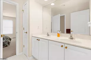 12 Manchur Ct, Raritan Township, NJ 08822 - Photo 27