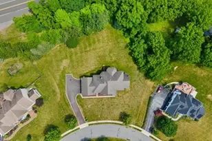 12 Manchur Ct, Raritan Township, NJ 08822 - Photo 7