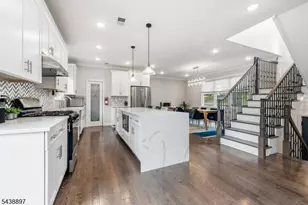 46 Edgemere Rd, Livingston, NJ 07039 - Photo 17