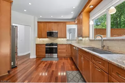 30 Yale Ter, Montgomery Township, NJ 08540 - Photo 5