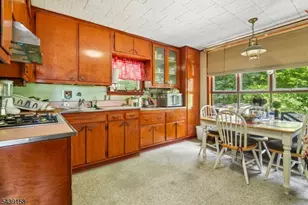 20 Nassau St, North Haledon, NJ 07508 - Photo 11