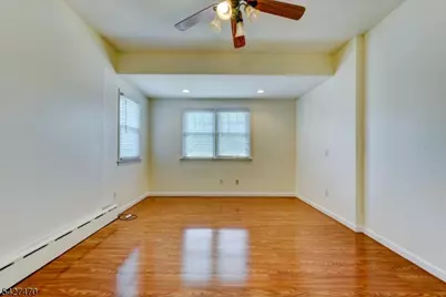 37 E Somerset St #1, Raritan, NJ 08869 - Photo 5