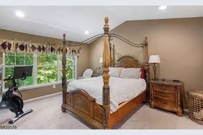 169 Vista Ter, Pompton Lakes, NJ 07442 - Photo 23