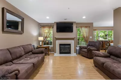 169 Vista Ter, Pompton Lakes, NJ 07442 - Photo 7