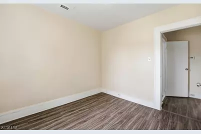479 Centre St, Nutley, NJ 07110 - Photo 13