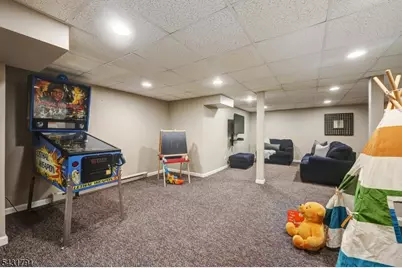 13 Daniel Dr, Hillsborough Township, NJ 08844 - Photo 39