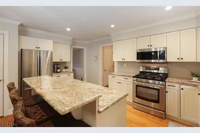 13 Daniel Dr, Hillsborough Township, NJ 08844 - Photo 21