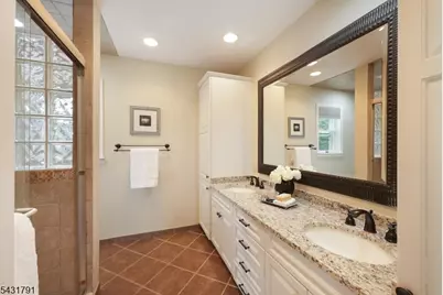 13 Daniel Dr, Hillsborough Township, NJ 08844 - Photo 31