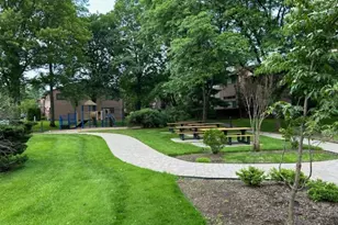 211 Yorktowne Ct, Washington Township, NJ 07676 - Photo 21