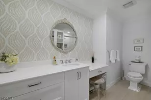 211 Yorktowne Ct, Washington Township, NJ 07676 - Photo 15