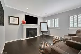211 Yorktowne Ct, Washington Township, NJ 07676 - Photo 11