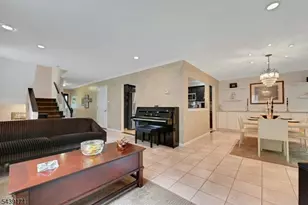 211 Yorktowne Ct, Washington Township, NJ 07676 - Photo 7