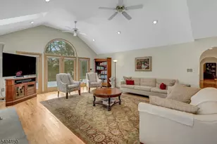 31 Garfield Ave, Madison, NJ 07940 - Photo 3