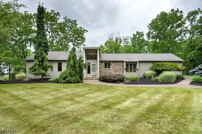 1 Hendrick Rd, Readington, NJ 08822 - Photo 1