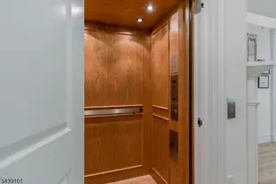 10 Schmidt Cir, Watchung, NJ 07069 - Photo 17