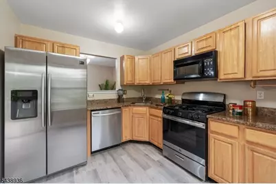 5 Edith Pl, Franklin Township, NJ 08873 - Photo 5