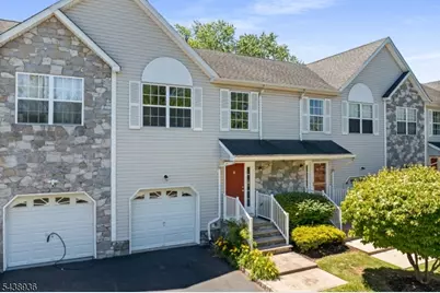 5 Edith Pl, Franklin Township, NJ 08873 - Photo 3
