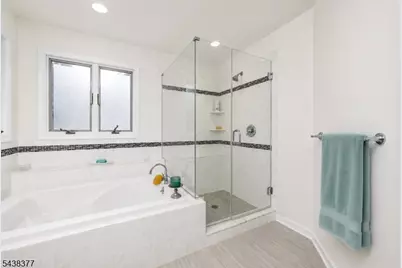 86 Highland Ave, Bridgewater, NJ 08807 - Photo 25