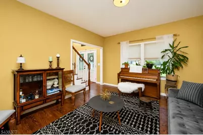 86 Highland Ave, Bridgewater, NJ 08807 - Photo 5