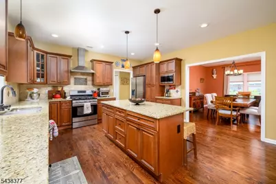 86 Highland Ave, Bridgewater, NJ 08807 - Photo 13