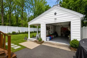 48 W Cedar St, Livingston, NJ 07039 - Photo 21