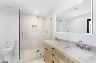 132 Warren St, Clifton, NJ 07013 - Photo 19