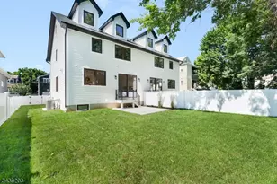 132 Warren St, Clifton, NJ 07013 - Photo 23