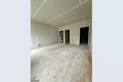 670 Summer St, Elizabeth, NJ 07202 - Photo 5