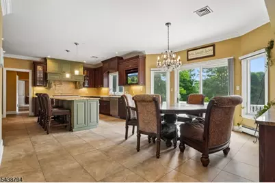 30 Dogwood Dr, Readington, NJ 08889 - Photo 9