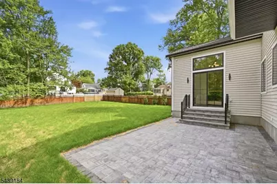 20 Hampton Ter, Livingston, NJ 07039 - Photo 49