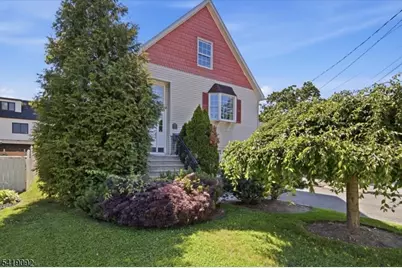 7 Strickland Ave, Little Falls Township, NJ 07424 - Photo 9