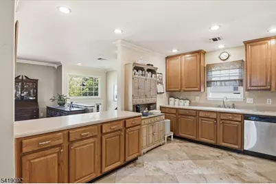 7 Strickland Ave, Little Falls Township, NJ 07424 - Photo 5