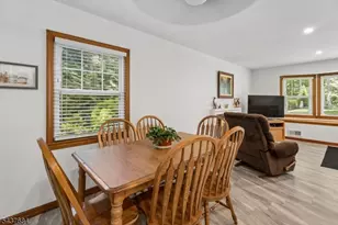 17 Orange Pl, Wayne, NJ 07470 - Photo 9