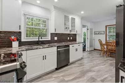 17 Orange Pl, Wayne, NJ 07470 - Photo 11