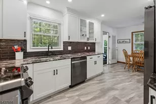 17 Orange Pl, Wayne, NJ 07470 - Photo 11