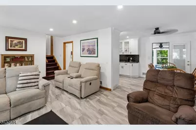 17 Orange Pl, Wayne, NJ 07470 - Photo 7