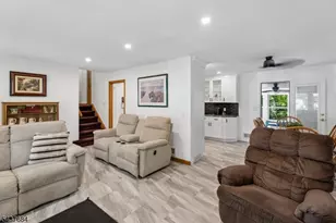 17 Orange Pl, Wayne, NJ 07470 - Photo 7