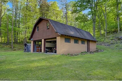 1127 Dark Moon Rd, Frelinghuysen Township, NJ 07860 - Photo 41