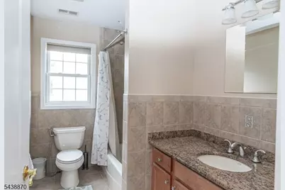 419 Putnam Rd, Union Township, NJ 07083 - Photo 5
