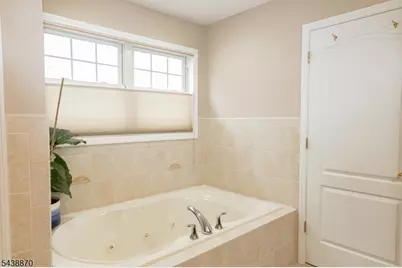 419 Putnam Rd, Union Township, NJ 07083 - Photo 19