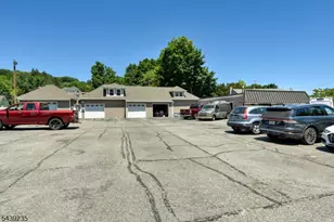 150 Hamburg Turnpike, Bloomingdale, NJ 07403 - Photo 1