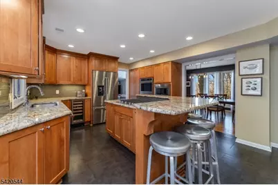 828 Star View Way, Bridgewater, NJ 08807 - Photo 5