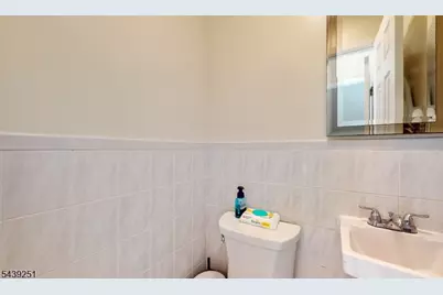 178 N Livingston Ave, Livingston, NJ 07039 - Photo 11