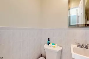178 N Livingston Ave, Livingston, NJ 07039 - Photo 11
