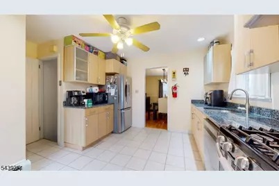 178 N Livingston Ave, Livingston, NJ 07039 - Photo 9