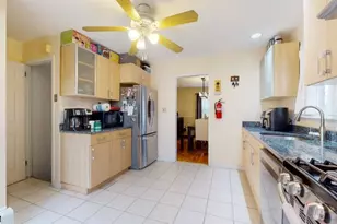 178 N Livingston Ave, Livingston, NJ 07039 - Photo 9